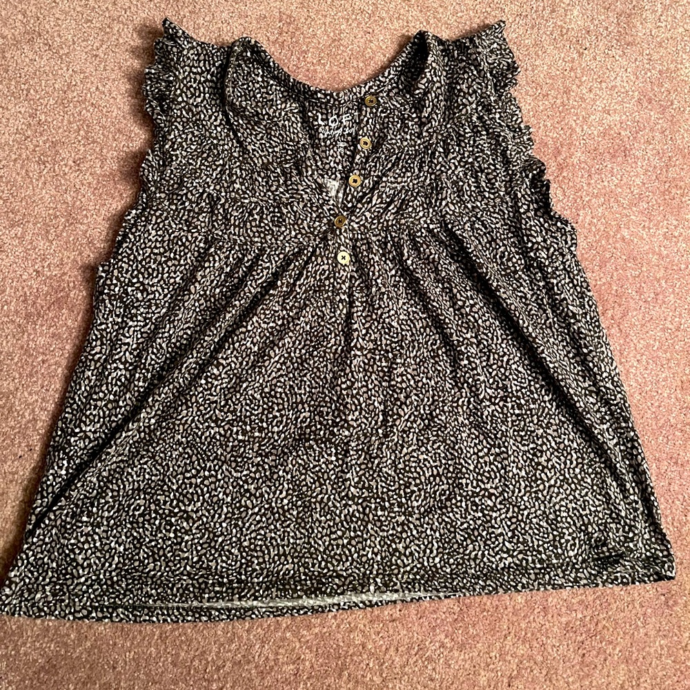 Green pattern LOFT blouse!